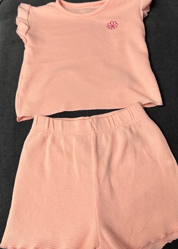 Pembe Bebek Kız Kısa Kollu Fırfırlı Takım