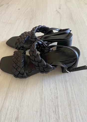 38 Beden siyah Renk Siyah Örgülü Bantlı Kadın Terlik