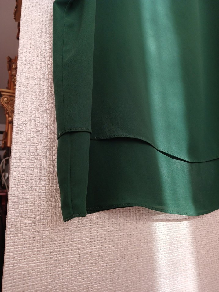 Yeşil Şifon Salaş Kolsuz Bluz - Görsel 3
