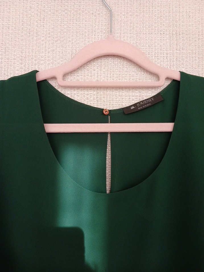 Yeşil Şifon Salaş Kolsuz Bluz - Görsel 2