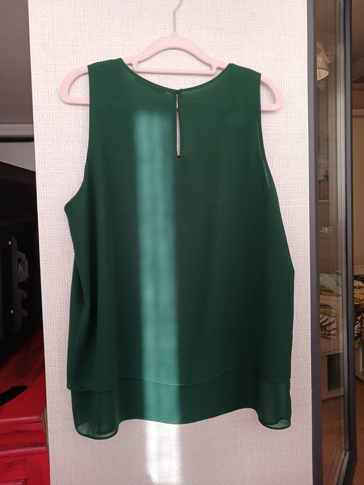 Yeşil Şifon Salaş Kolsuz Bluz - Görsel 4