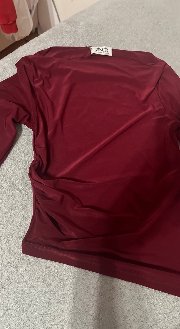 Bordo Uzun Kollu Drapeli Kadın Bluz - Görsel 2