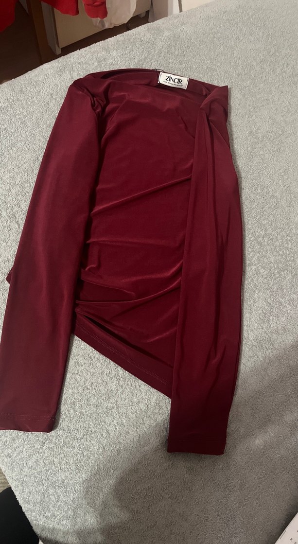 Bordo Uzun Kollu Drapeli Kadın Bluz - Görsel 3