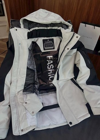 Beyaz Siyah Kapüşonlu Erkek Mont - Görsel 2