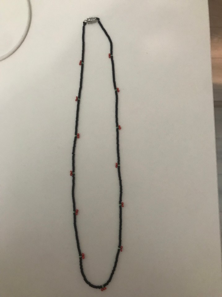 Uzun Siyah Kirazlı Minimalist Kolye - Görsel 2