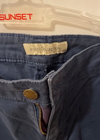 Mudo Concept Lacivert Düğmeli Kadın Midi Kot Pantolon