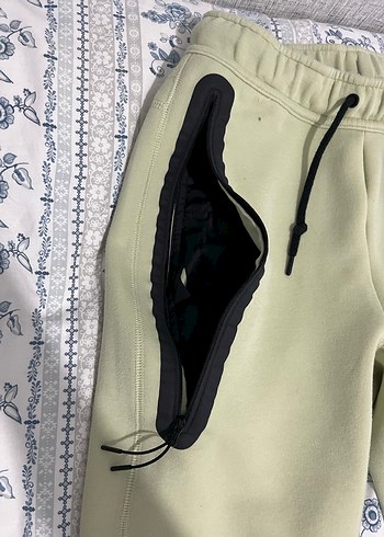 ACİL SATILIK 
Nike tech flecce 24 sezonu eşofman altı S beden - Görsel 2