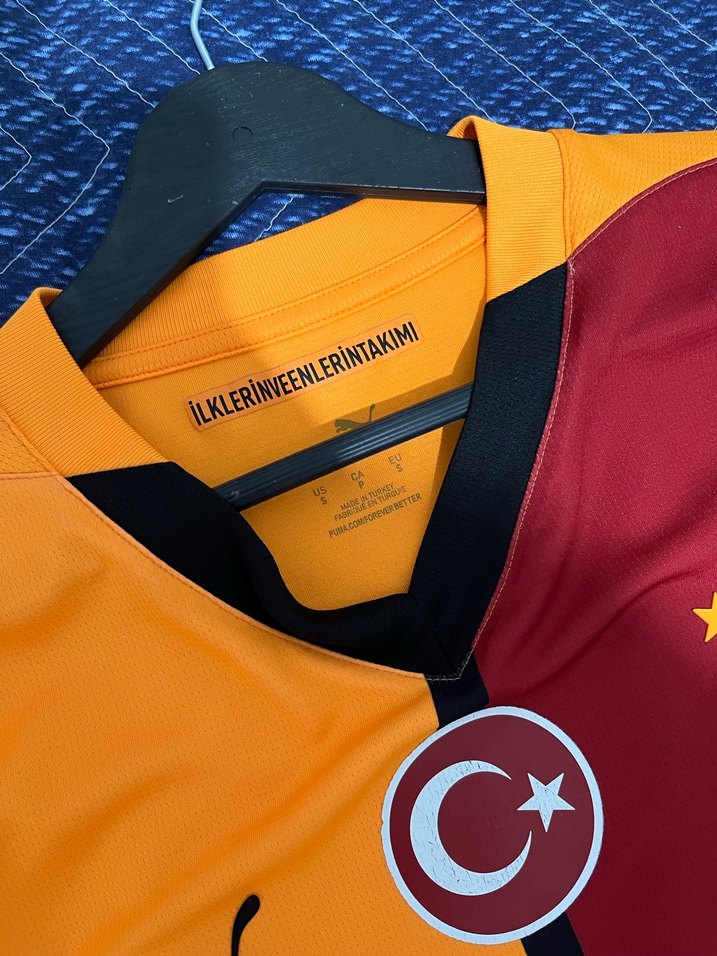 Galatasaray 24-25 sezon orijinal forması - Görsel 2