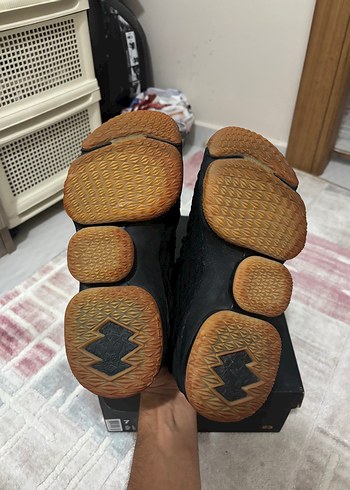 40 Beden Lebron 15