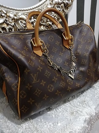 Louis Vuitton çanta