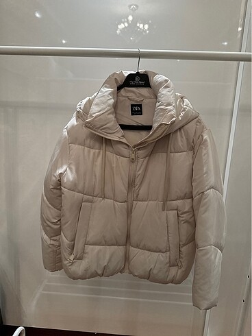 Zara mont