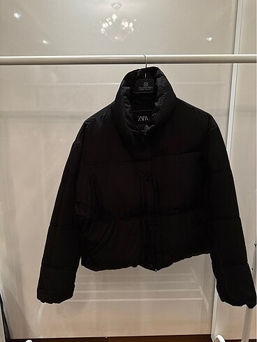 Zara mont
