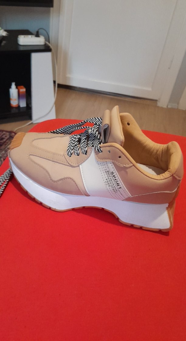 Bej Bağcıklı Platform Topuklu Spor Ayakkabı - Görsel 3