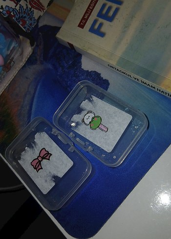2'li sticker kutusu 45 tl tanesi ise 25 tl