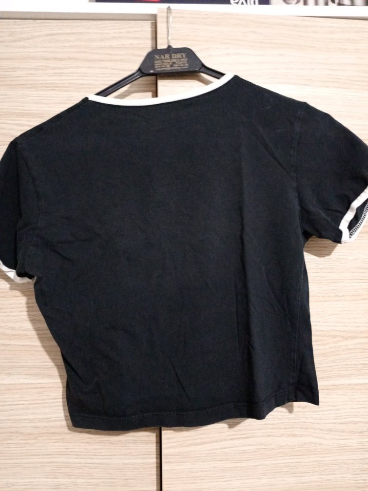 Kısa Kollu Siyah Baskılı Kız Tişörtü - Görsel 2