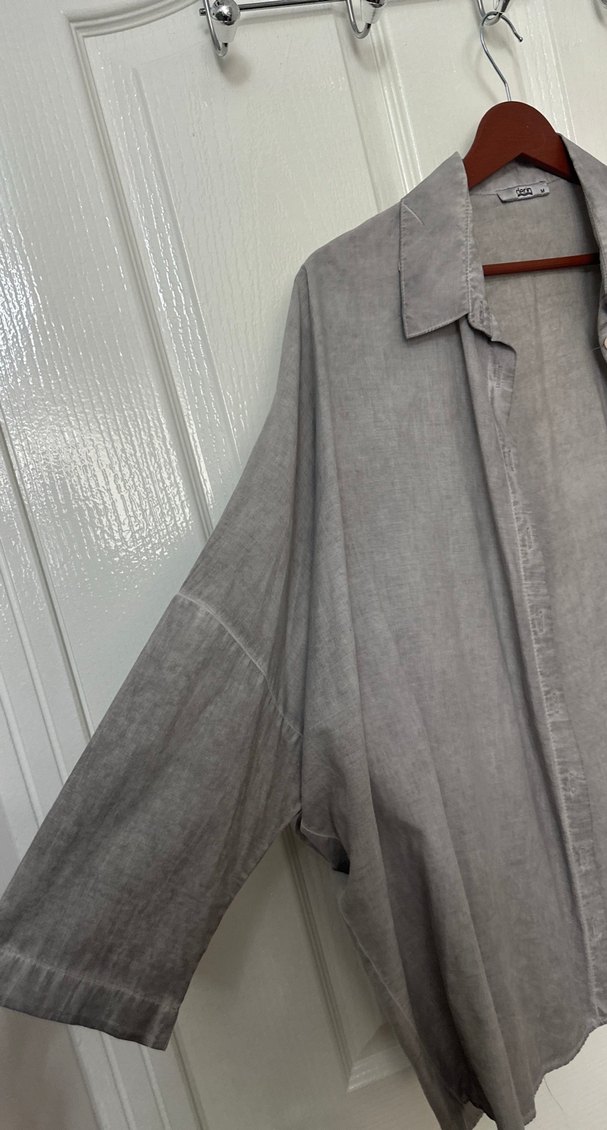 Gri Keten Kadın Düğmeli Gömlek - Görsel 3