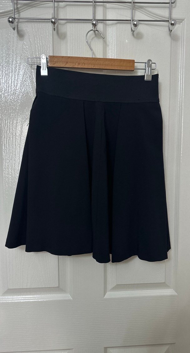 Siyah Pilili Mini Etek - Görsel 3