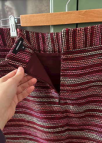 Bordo Çizgili Triko Mini Etek - Görsel 3