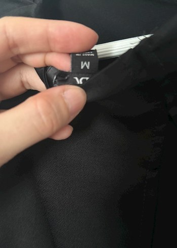 Siyah Kısa Kollu Dökümlü Kadın Bluz - Görsel 6