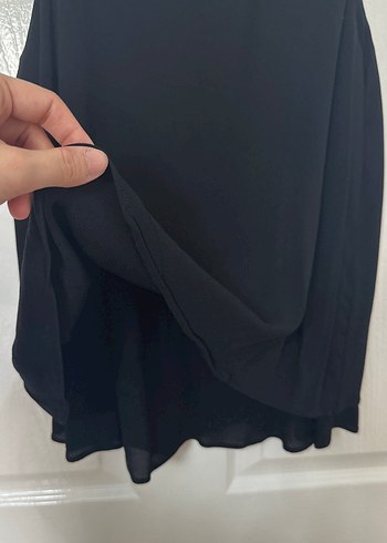 Siyah Yüksek Yakalı Salaş Bluz - Görsel 3