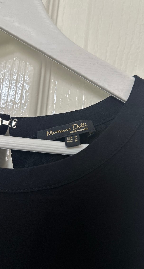 Siyah Yüksek Yakalı Salaş Bluz - Görsel 2