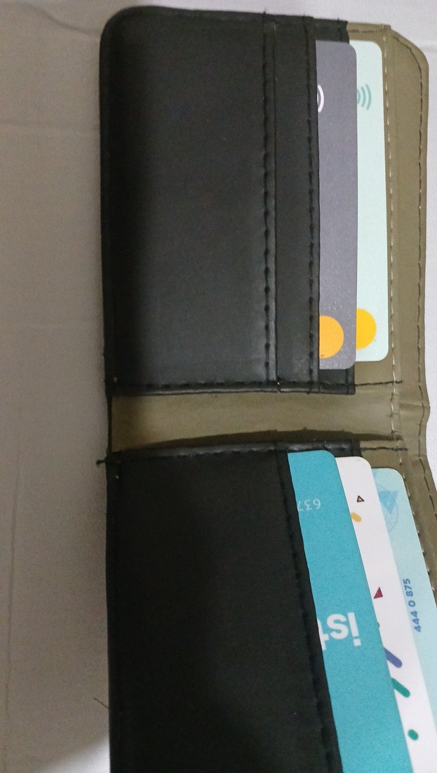 Minimalist Desenli Erkek Cüzdanı - Görsel 3