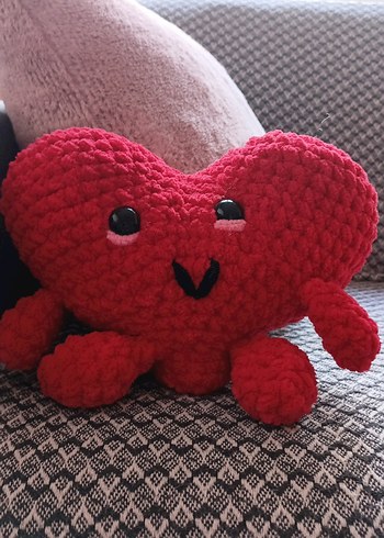 Kırmızı Kalp Şekilli Peluş Oyuncak - Görsel 2