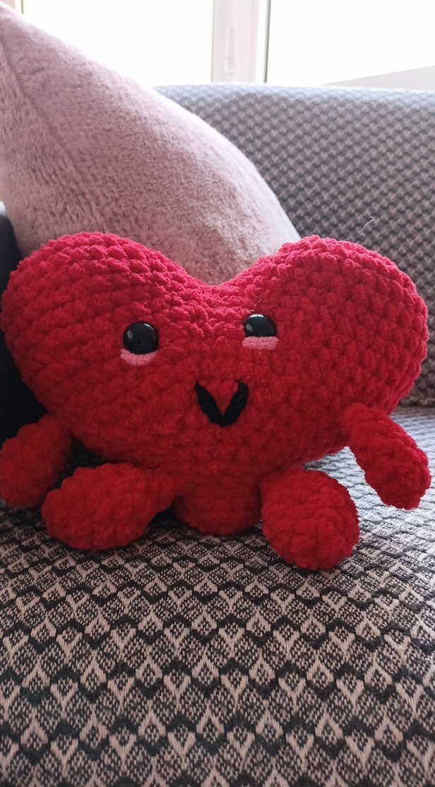 Kırmızı Kalp Şekilli Peluş Oyuncak - Görsel 2