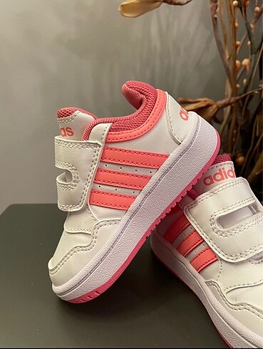 21 Beden beyaz Renk Adidas Bebek Ayakkabısı
