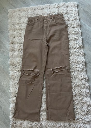 Bej Bol Kesim Kadın Pantolon