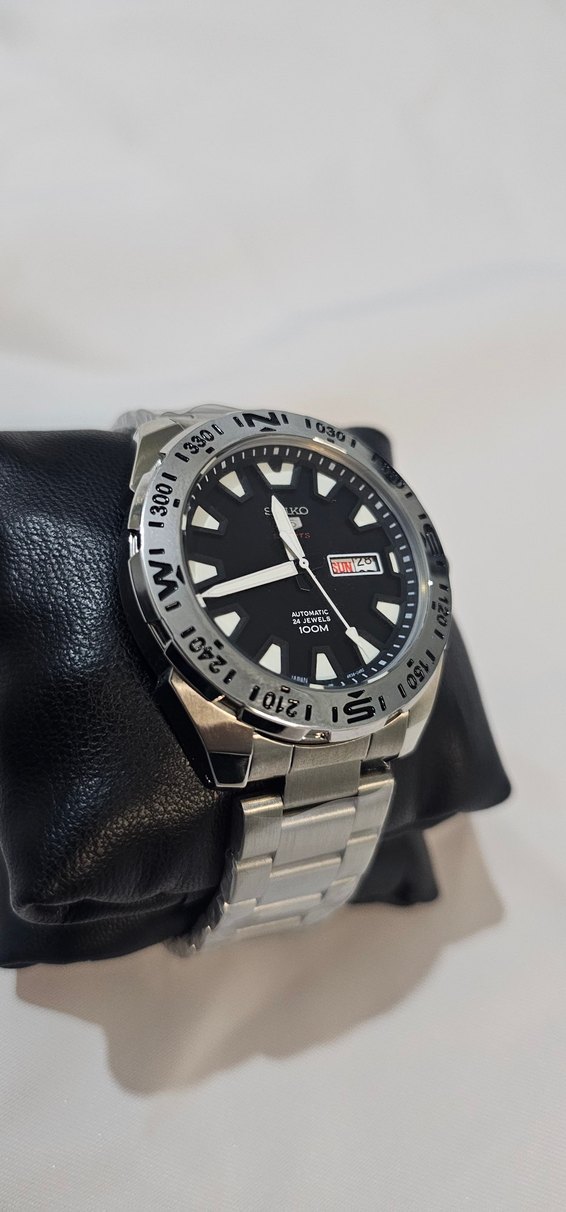 Seiko Erkek Biker Tarzı Otomatik Saat - Görsel 2