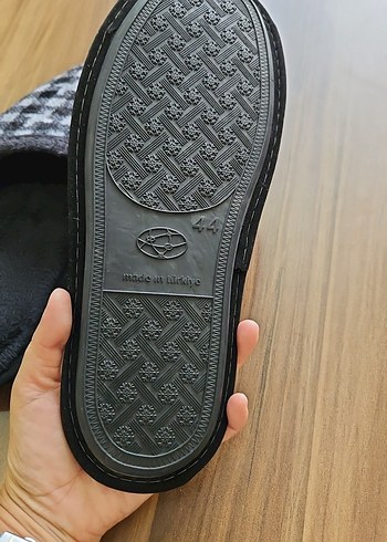 Gri Kareli Örgü Kadın Ev Terliği - Görsel 3