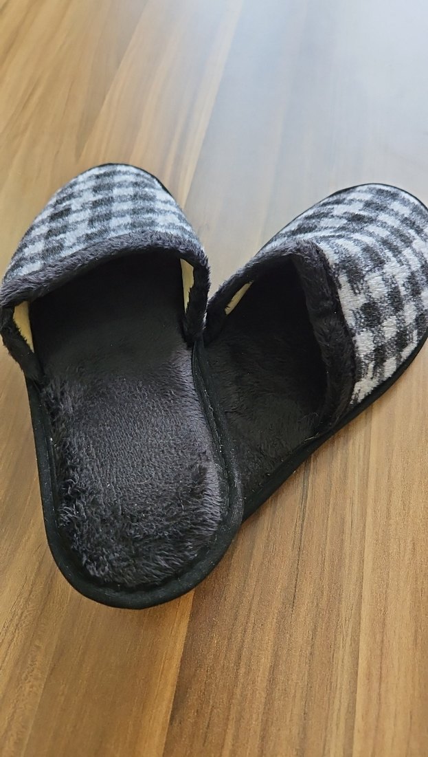 Gri Kareli Örgü Kadın Ev Terliği - Görsel 2