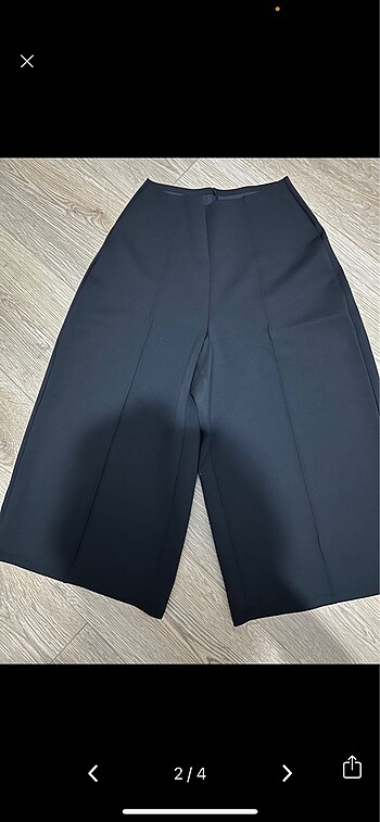 OYSHO bermuda