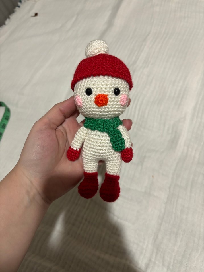 Renkli Örgü Kar Küresi Peluş Oyuncak - Görsel 2