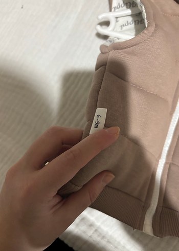 Kapüşonlu Kahverengi Erkek Çocuk Yelek - Görsel 3