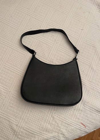 bershka Siyah Deri Minimalist Kadın Çantası