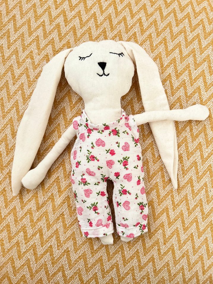 Nakış Detaylı Bej Pamuklu Bebek Kıyafeti - Görsel 4