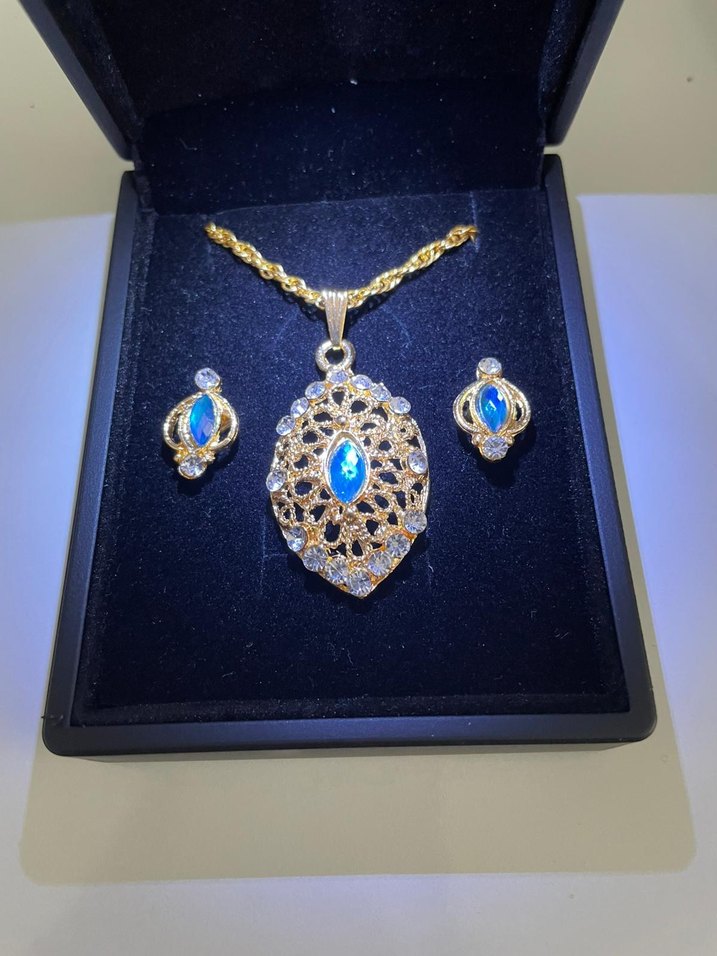 Mavi Taşlı İşlemeli Kadın Takı Seti - Görsel 3