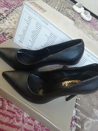 Bambi deri topuklu stiletto 