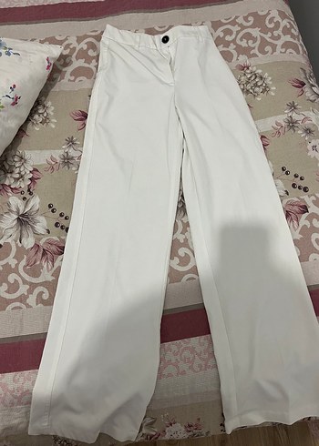 Bershka beyaz kumaş pantolon