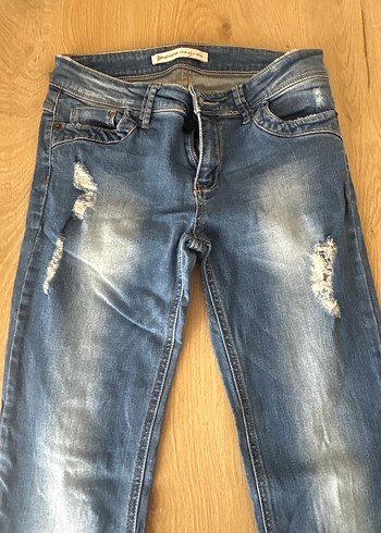 Stradvarius Kadın Parlak Mavi Dar Kesim Denim Pantolon