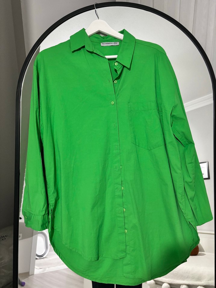 Düğmeli Yeşil Keten Gömlek - Görsel 2