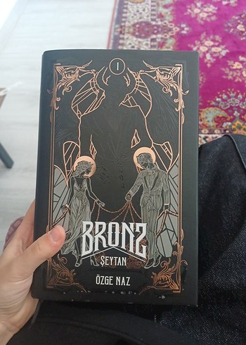 Bronz Şeytan - Özge Naz