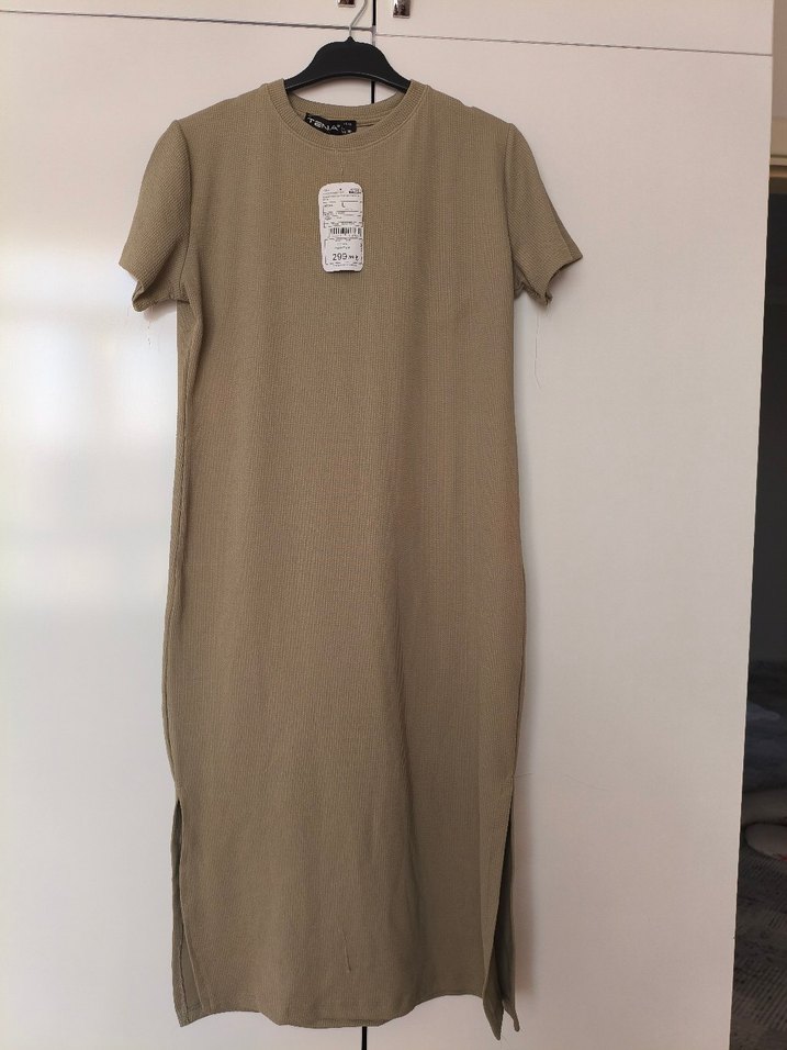 Siyah Keten Uzun V Yaka Kolsuz Elbise - Görsel 3