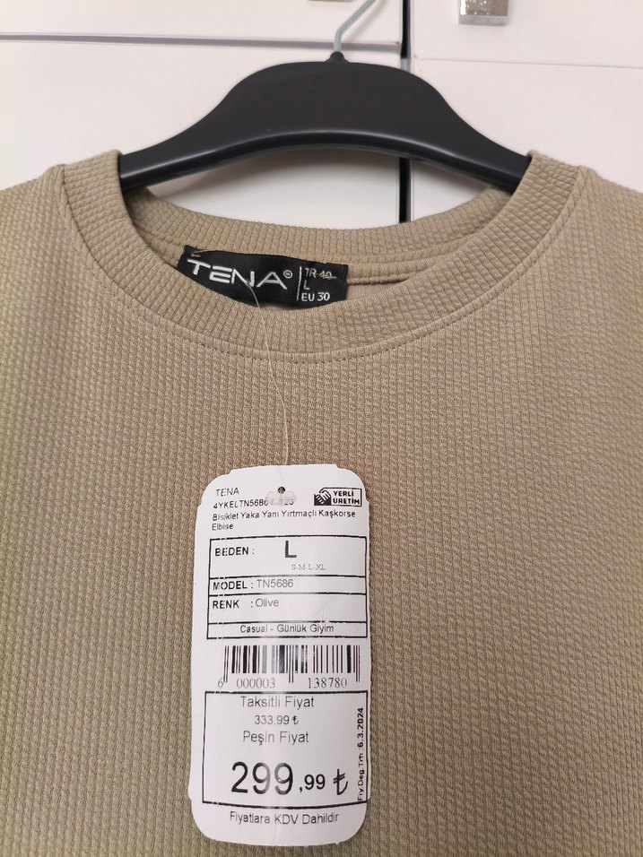 Siyah Keten Uzun V Yaka Kolsuz Elbise - Görsel 4