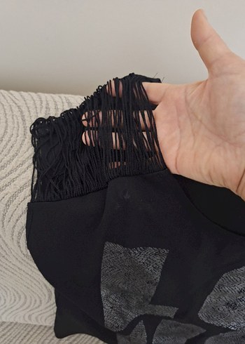 Siyah Renkli Kısa Kollu Baskılı Kadın Tişört - Görsel 4