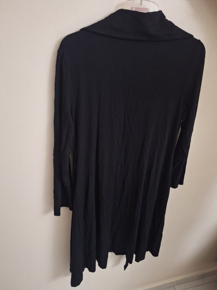 Siyah İşlemeli Kadın Uzun Ceket - Görsel 3