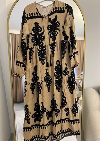 Kahverengi Nakışlı Bohem Uzun Elbise - Görsel 2