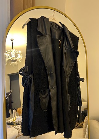 Kadın Siyah Deri Kemerli Goth Yelek - Görsel 3